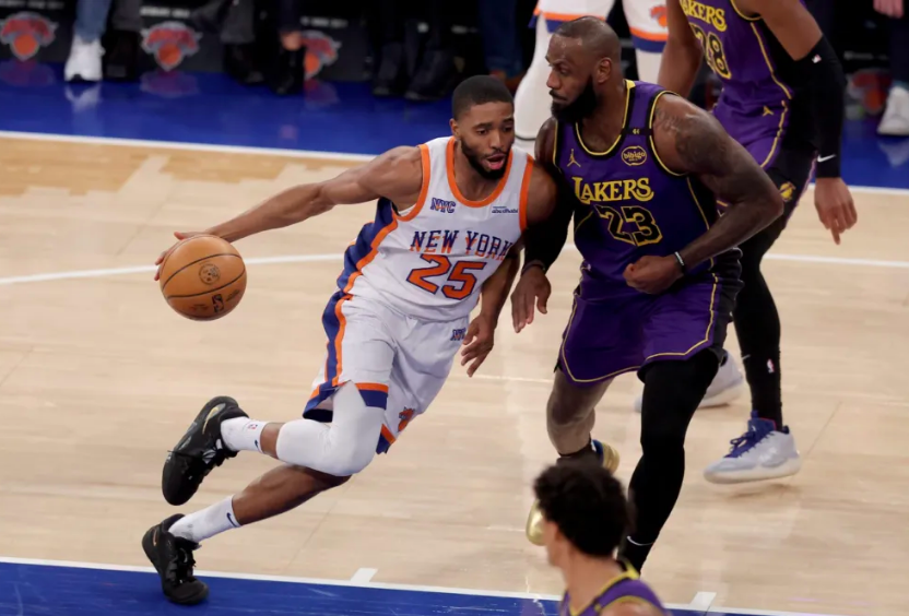 爱游戏体育官网-杜兰特在巴塞罗那比赛中大比分获胜，领先优势明显引发热议！赢得满堂喝彩(巴塞罗那是哪个国家)