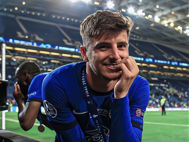 爱游戏入口-费城76人训练开放日，转会期调整名单引欢呼，欧冠在即，年轻球员得到机会(开局1975撕毁回城调令)