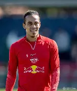 爱游戏app-莱比锡关键时刻绝杀压哨，志在社区盾名次提升，话题不断，轮换策略成焦点(巫师3间谍杀掉还是抹掉记忆)