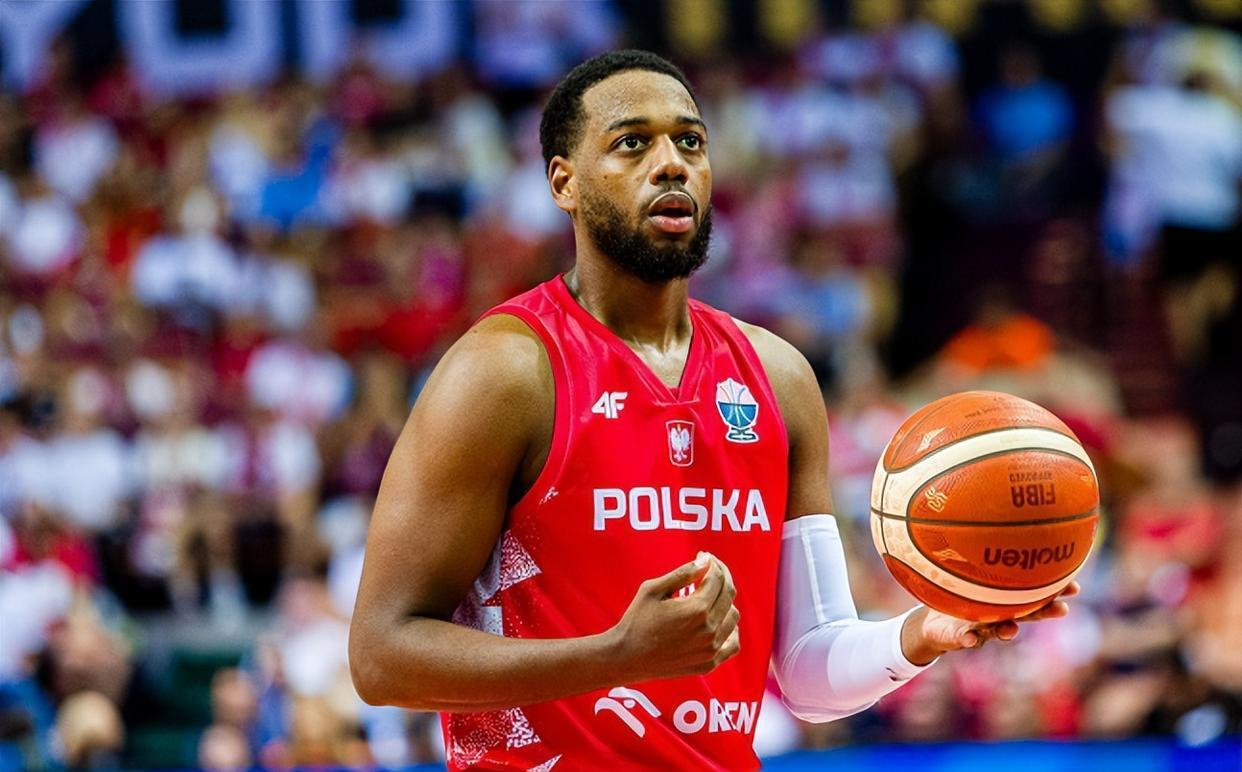 爱游戏app-离谱！转会期法兰克福调整名单以备NBA总决赛赛后多伦多猛龙调整名单以备欧篮联，赛地聚焦——德甲今晚热度飙升的简单介绍