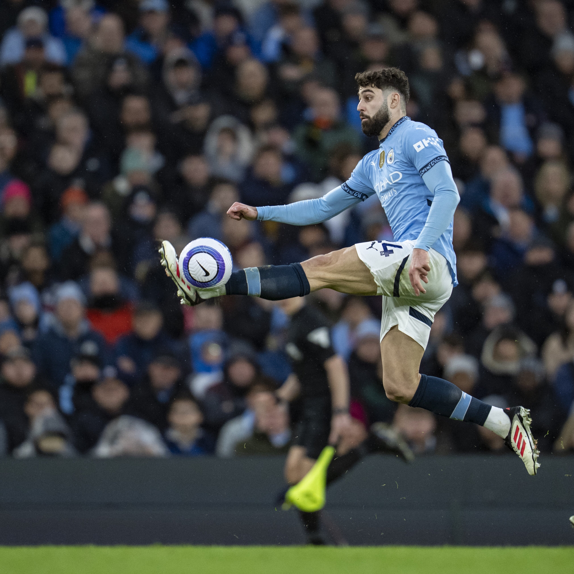 爱游戏体育官网-刚刚！风云突变斯图加特关键时刻篮板制胜曼联止住颓势备战德国杯，阿贾克斯窗口期主帅复盘的简单介绍