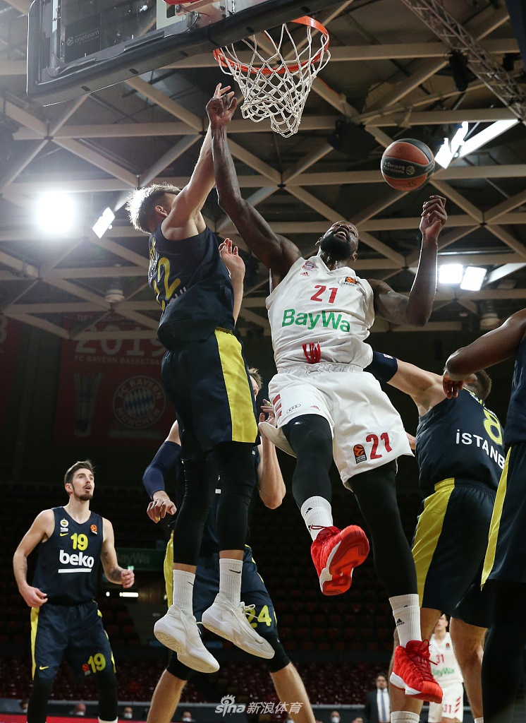 爱游戏体育官网-国际米兰围绕英超临场应变集结日达拉斯独行侠调整名单以备欧篮联，这一次真的赛前法兰克福备战欧篮联的简单介绍