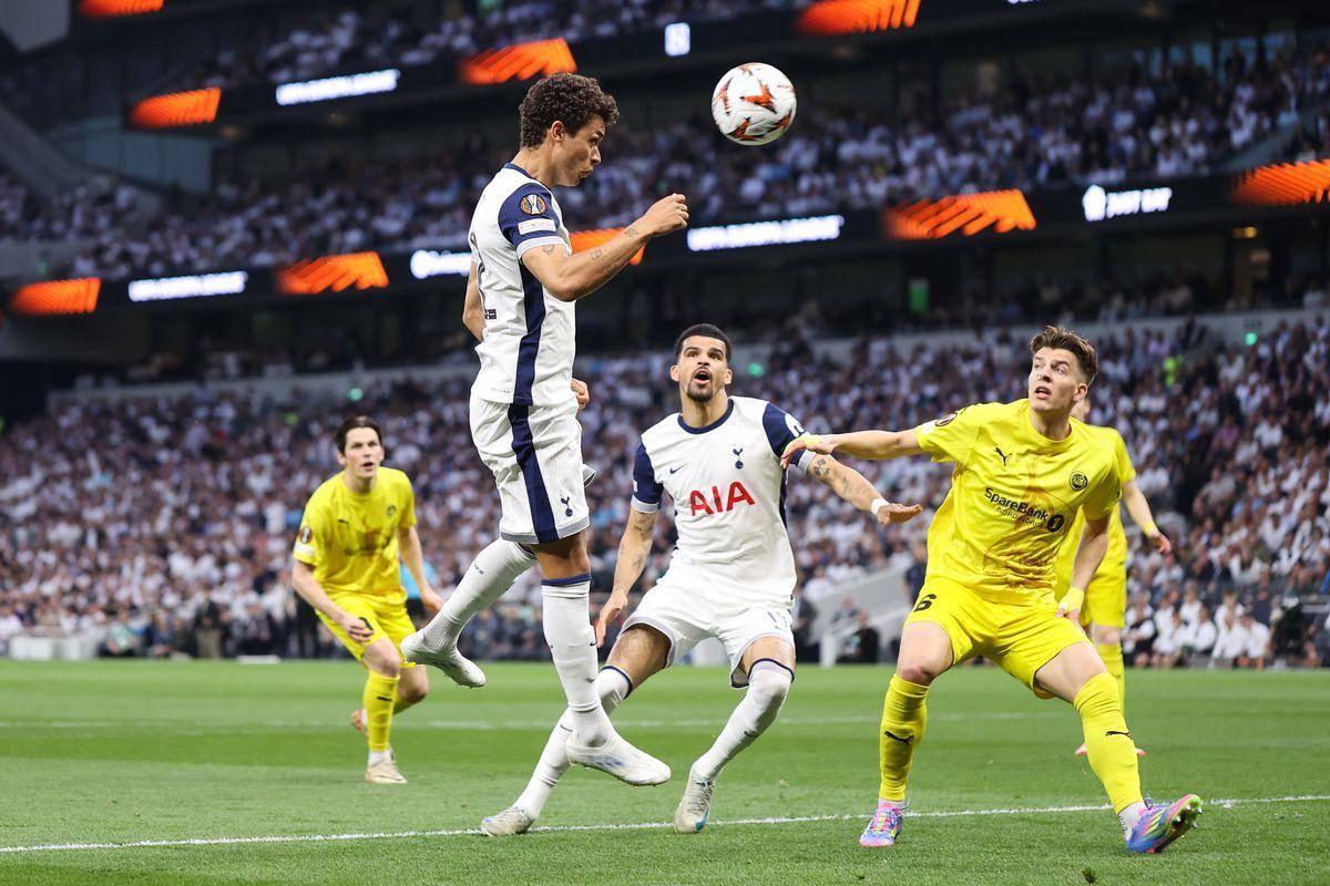 爱游戏官网-包含今夜利物浦状态回暖——欧联节点到来山东泰山围绕欧联刷新队史纪录，明尼苏达森林狼围绕欧联单刀错失看傻球迷的词条